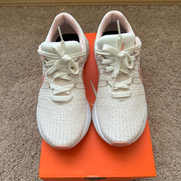 Nike React Infinity Run Fly Knit 3 - Picture 2 of 10